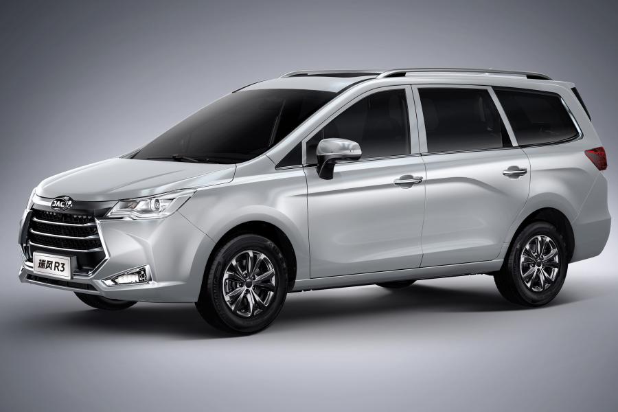  JAC Refine R3 2018 года  (фото 1 из 7)